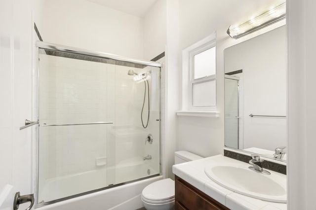 913 Tuscan Lane, Sacramento, CA 95864