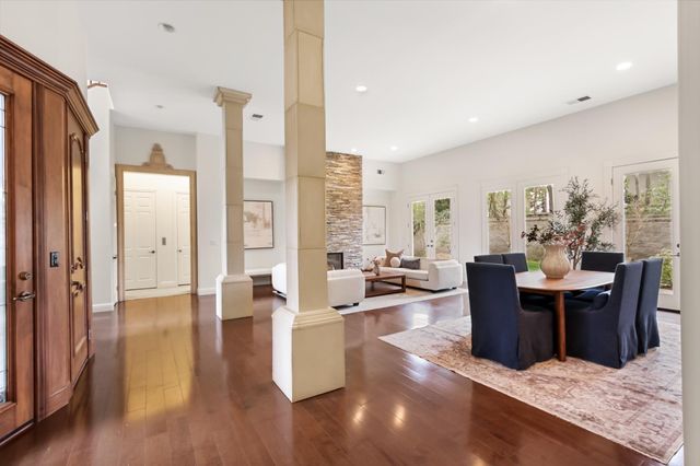 913 Tuscan Lane, Sacramento, CA 95864