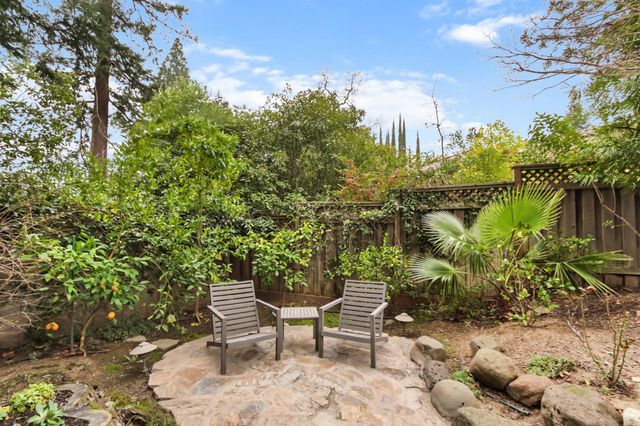 913 Tuscan Lane, Sacramento, CA 95864