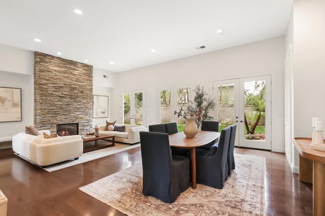 913 Tuscan Lane, Sacramento, CA 95864