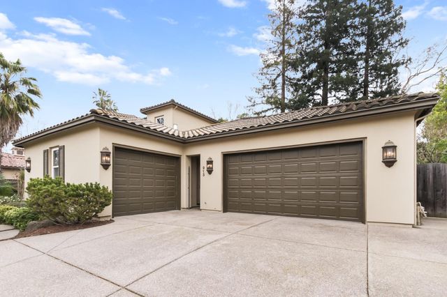 913 Tuscan Lane, Sacramento, CA 95864
