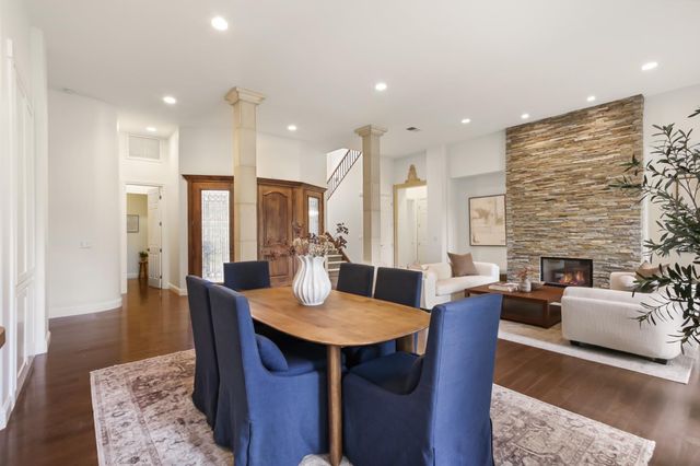 913 Tuscan Lane, Sacramento, CA 95864