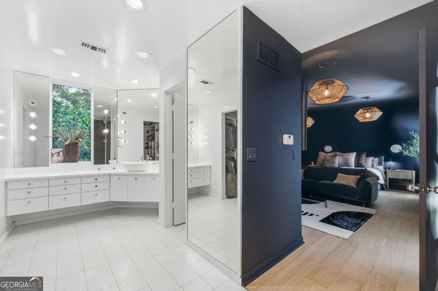 13 Heards Overlook Court, Sandy Springs, GA 30328
