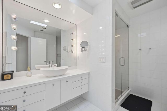13 Heards Overlook Court, Sandy Springs, GA 30328