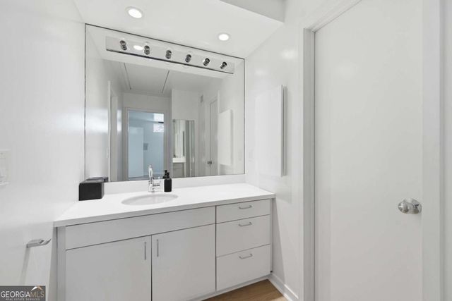 13 Heards Overlook Court, Sandy Springs, GA 30328