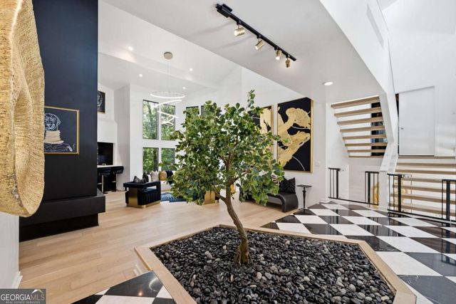 13 Heards Overlook Court, Sandy Springs, GA 30328