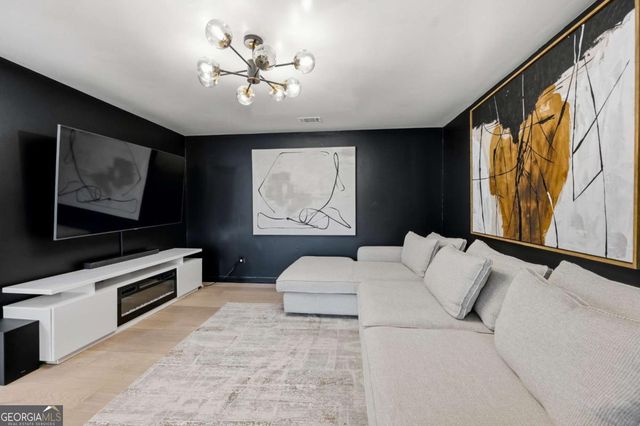 13 Heards Overlook Court, Sandy Springs, GA 30328