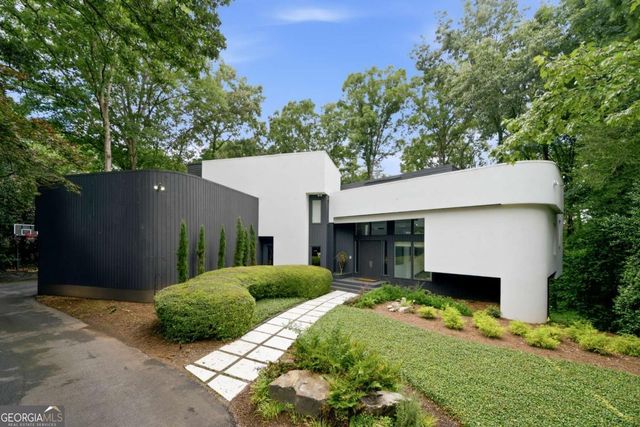 13 Heards Overlook Court, Sandy Springs, GA 30328