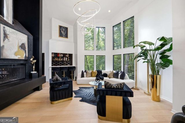 13 Heards Overlook Court, Sandy Springs, GA 30328