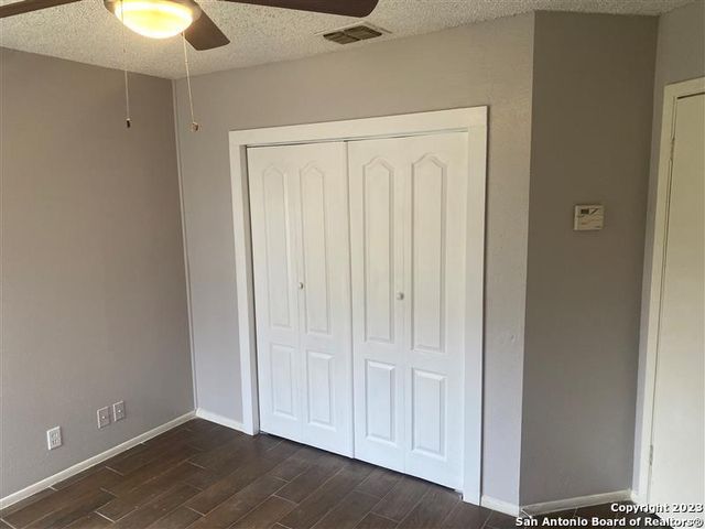 7920 Falcon Ridge, San Antonio, TX 78239