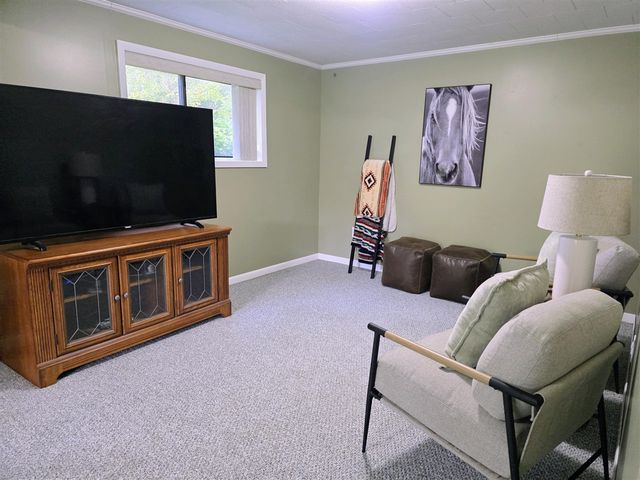 808 Rolling Meadows Drive, Quincy, MI 49082