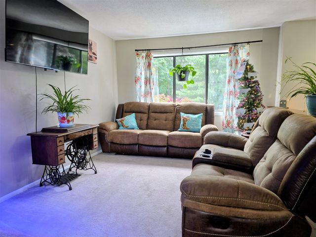 808 Rolling Meadows Drive, Quincy, MI 49082