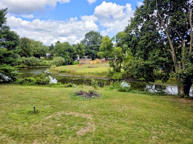 808 Rolling Meadows Drive, Quincy, MI 49082