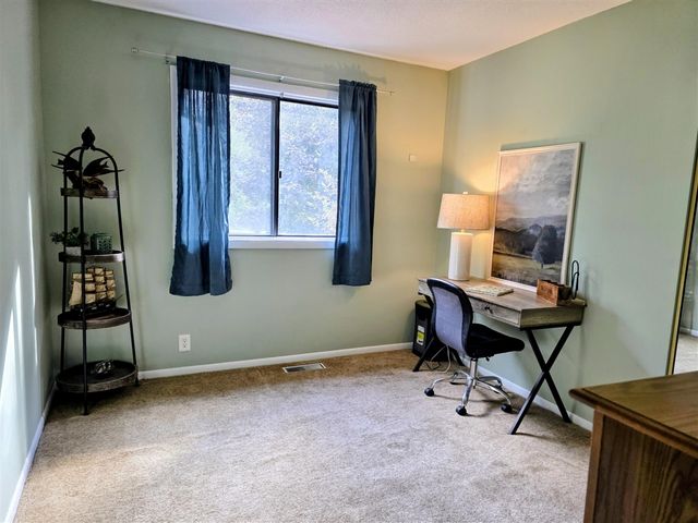 808 Rolling Meadows Drive, Quincy, MI 49082