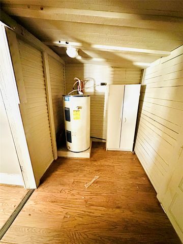 517 N Ave D, Cross Plains, TX 76443