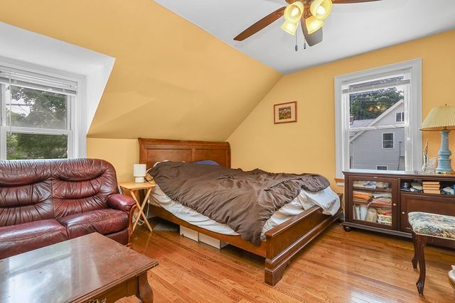 24 Perrin St, Attleboro, MA 02703