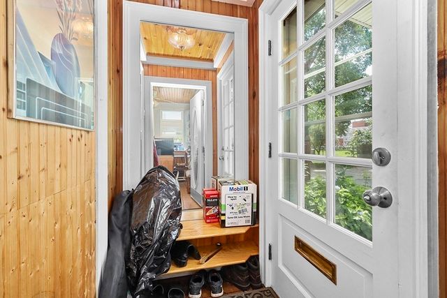 24 Perrin St, Attleboro, MA 02703
