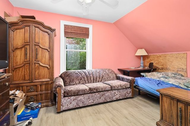 24 Perrin St, Attleboro, MA 02703
