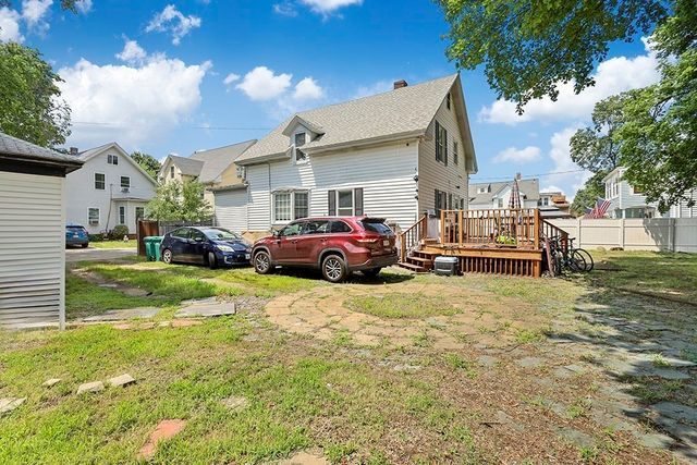 24 Perrin St, Attleboro, MA 02703