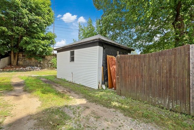24 Perrin St, Attleboro, MA 02703