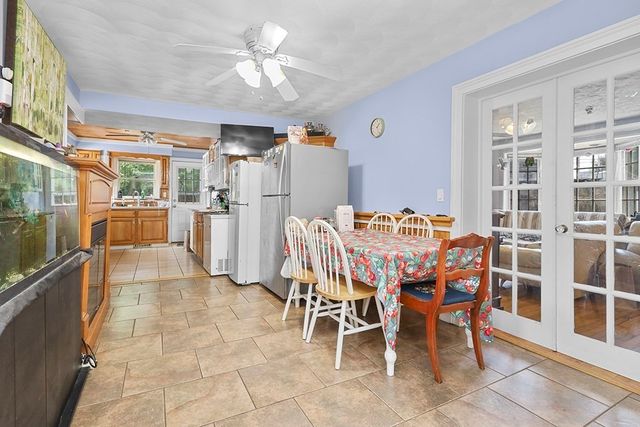 24 Perrin St, Attleboro, MA 02703