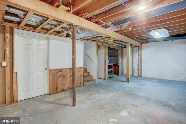 513 N MORRIS ST, Shippensburg, PA 17257