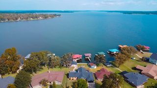 21855 South Shore DR, Chandler, TX 75758