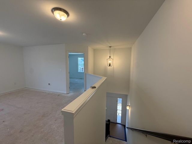 6207 N Trailwoods Drive, Ann Arbor, MI 48103