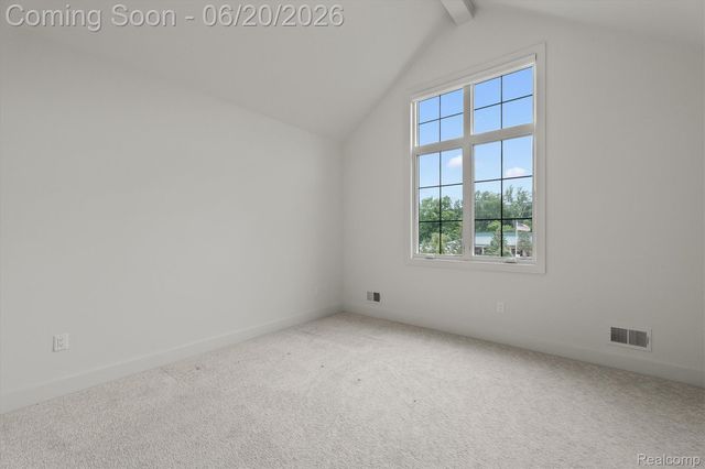 7303 Brookside Village Court, Bloomfield Hills, MI 48301