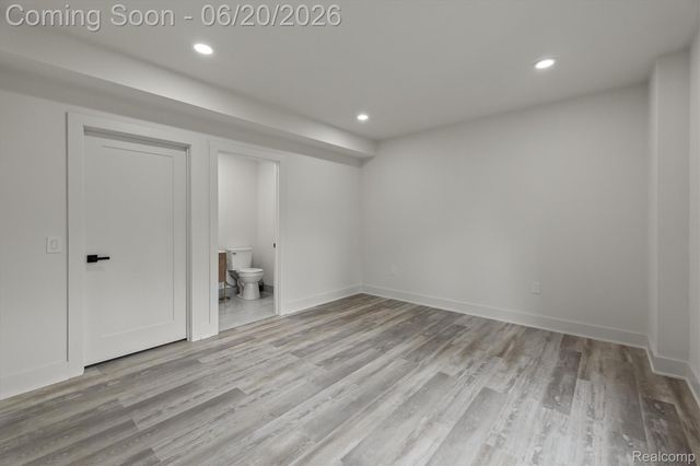7303 Brookside Village Court, Bloomfield Hills, MI 48301