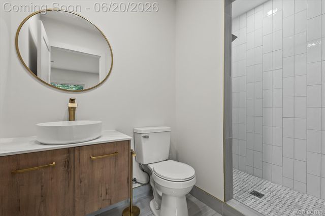 7303 Brookside Village Court, Bloomfield Hills, MI 48301