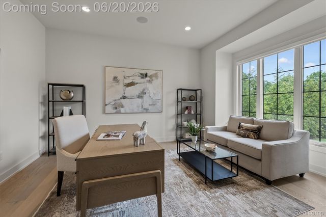 7303 Brookside Village Court, Bloomfield Hills, MI 48301