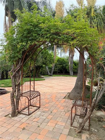 14132 Lemay, Van Nuys, CA 91405