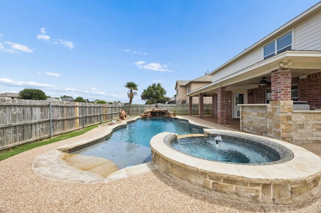 5820 Meadows Way, North Richland Hills, TX 76180