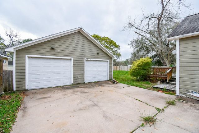 301 Fannin Street, Richmond, TX 77469