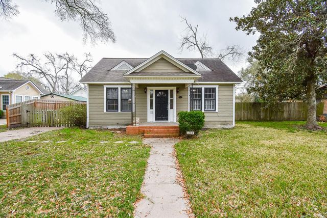 301 Fannin Street, Richmond, TX 77469