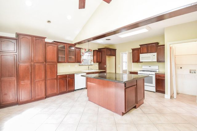 301 Fannin Street, Richmond, TX 77469