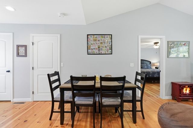 32 Nelson St, Warren, MA 01083