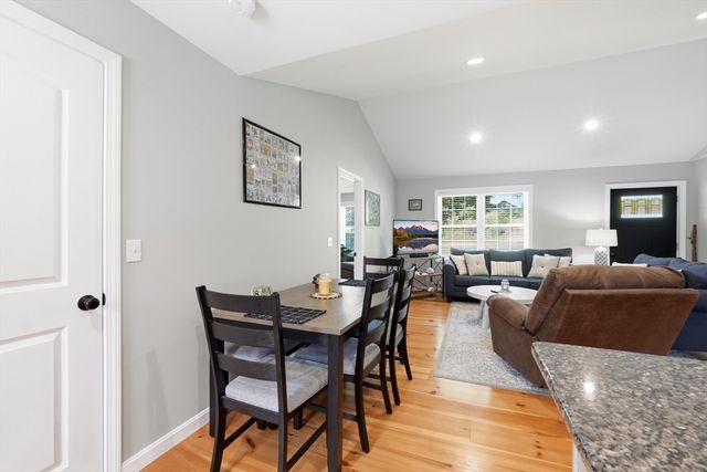 32 Nelson St, Warren, MA 01083