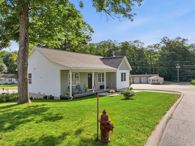32 Nelson St, Warren, MA 01083
