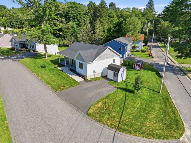 32 Nelson St, Warren, MA 01083