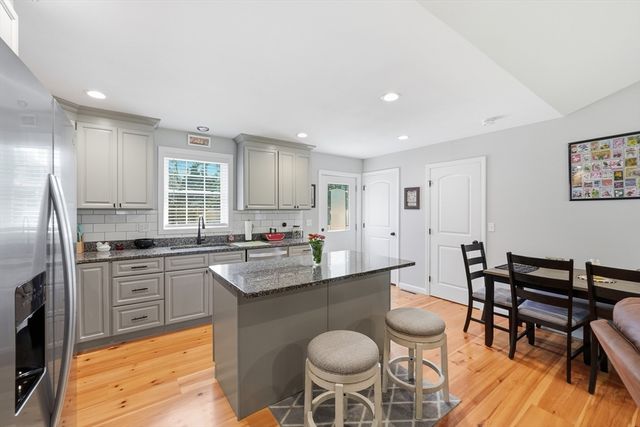 32 Nelson St, Warren, MA 01083