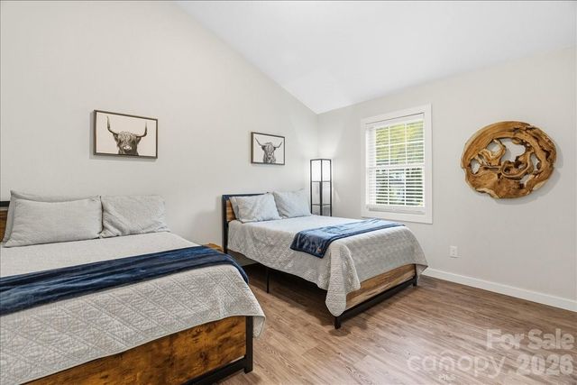 33 Indian Trace Road, Maggie Valley, NC 28751