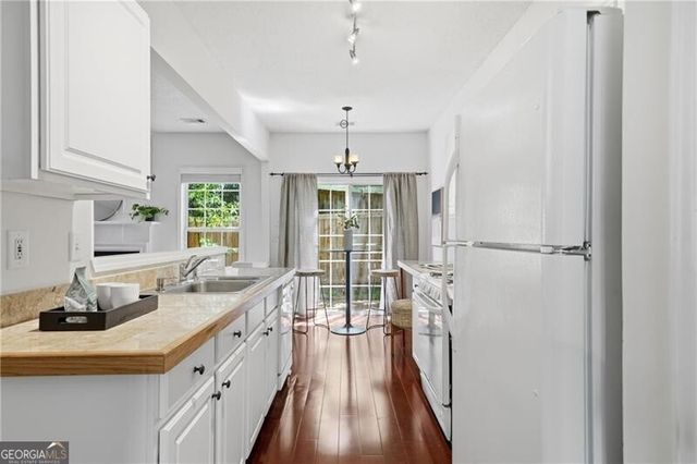 5402 Falling Water Terrace, Roswell, GA 30076