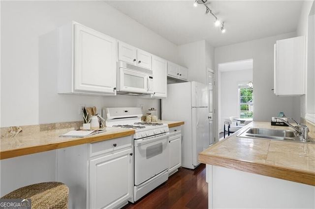 5402 Falling Water Terrace, Roswell, GA 30076