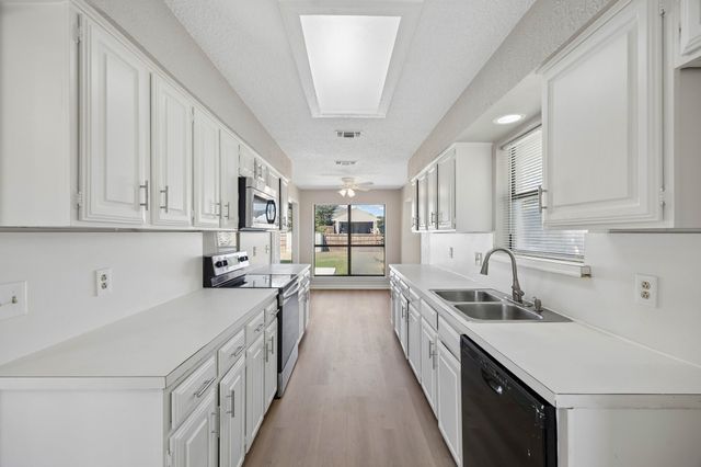 1721 Paxton Drive, Carrollton, TX 75007