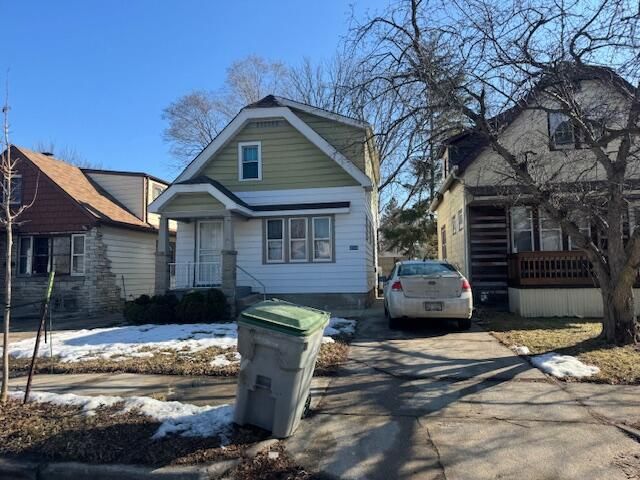 4906 N 58th STREET, Milwaukee, WI 53218