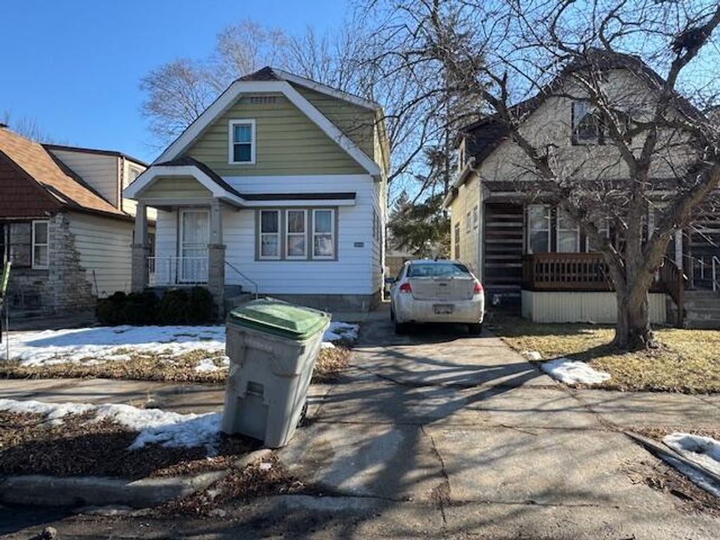 4906 N 58th STREET, Milwaukee, WI 53218
