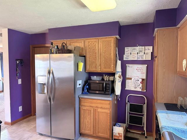 26 S Hickory Lane, Crawfordsville, IN 47933