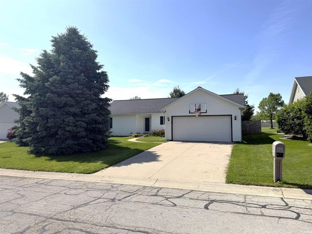 26 S Hickory Lane, Crawfordsville, IN 47933